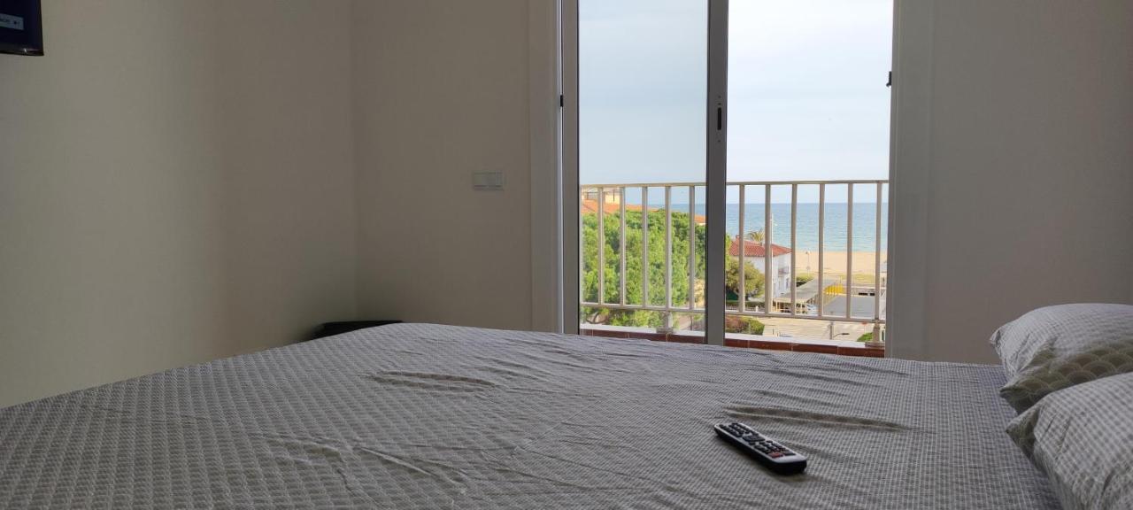 Acogedor Estudio En La Playa, Con Vistas Al Mar, Y Piscina Comunitaria ซานต์ซัลวาดอร์ ภายนอก รูปภาพ